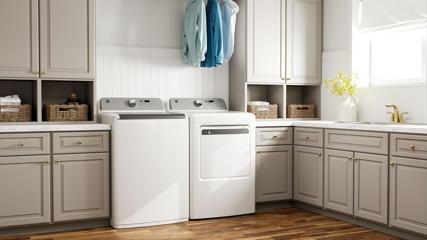 Kenmore 2679162 Front Load Wrinkle Guard, Energy Saver, Smart Sensor Drying System, 7.0 cu. ft. Total Capacity, White Gas Dryer - Image 2