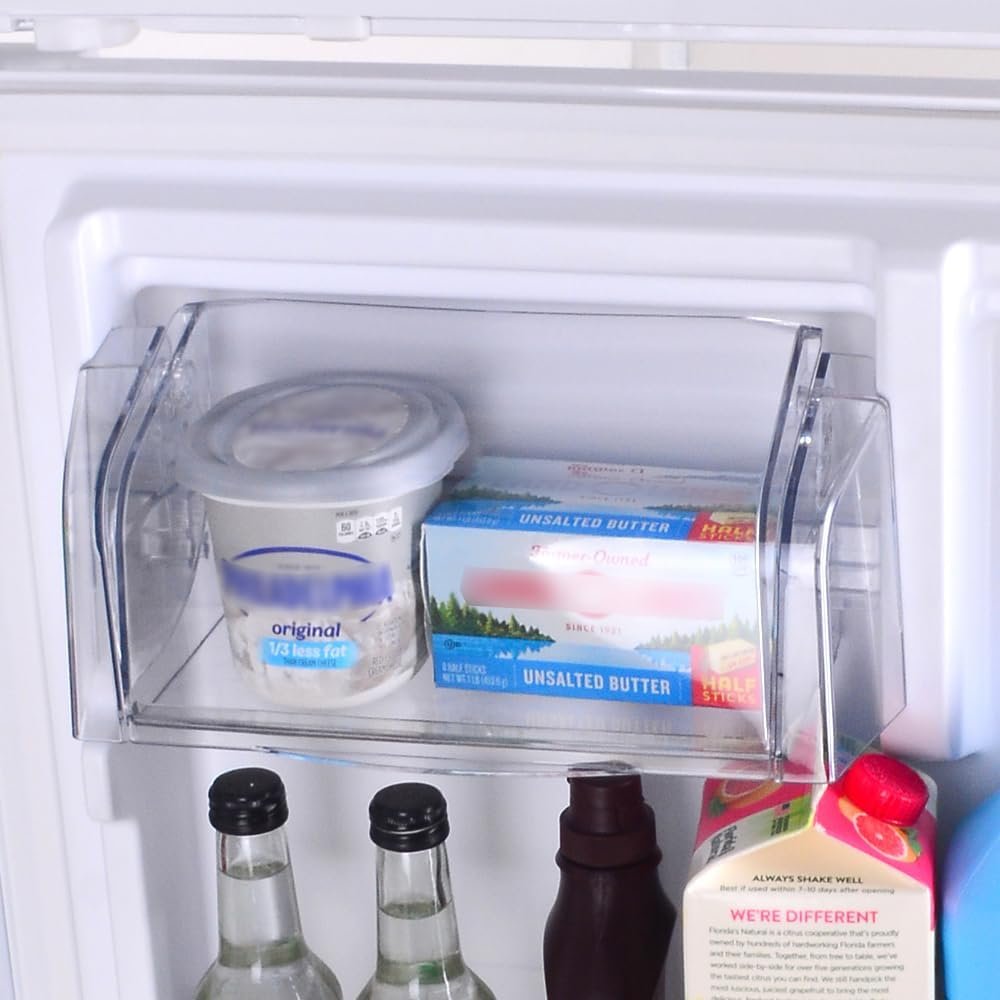 Kenmore 30 in. 18.2 cu. ft. Capacity Refrigerator/Freezer with Adjustable Glass Shelving, Humidity Control Crispers, Gallon Door Bins, ENERGY STAR Certified, White - Image 6