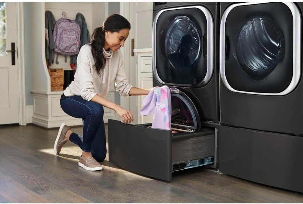9.0 cu. ft. Mega Capacity Smart wi-fi Enabled Front Load Electric Dryer with TurboSteam™ and Built-In Intelligence - Image 5