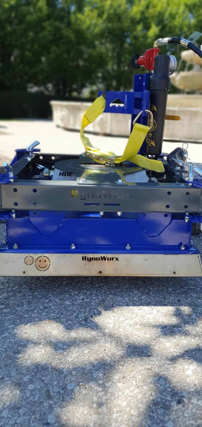 Asphalt Kingdom Infrared Asphalt Heater - R4 for Small to Medium Asphalt Repair - Patching for Driveways, Pavement, Parking Lots, and more - 45 PSI - 100,000 BTU, Blue - Image 3