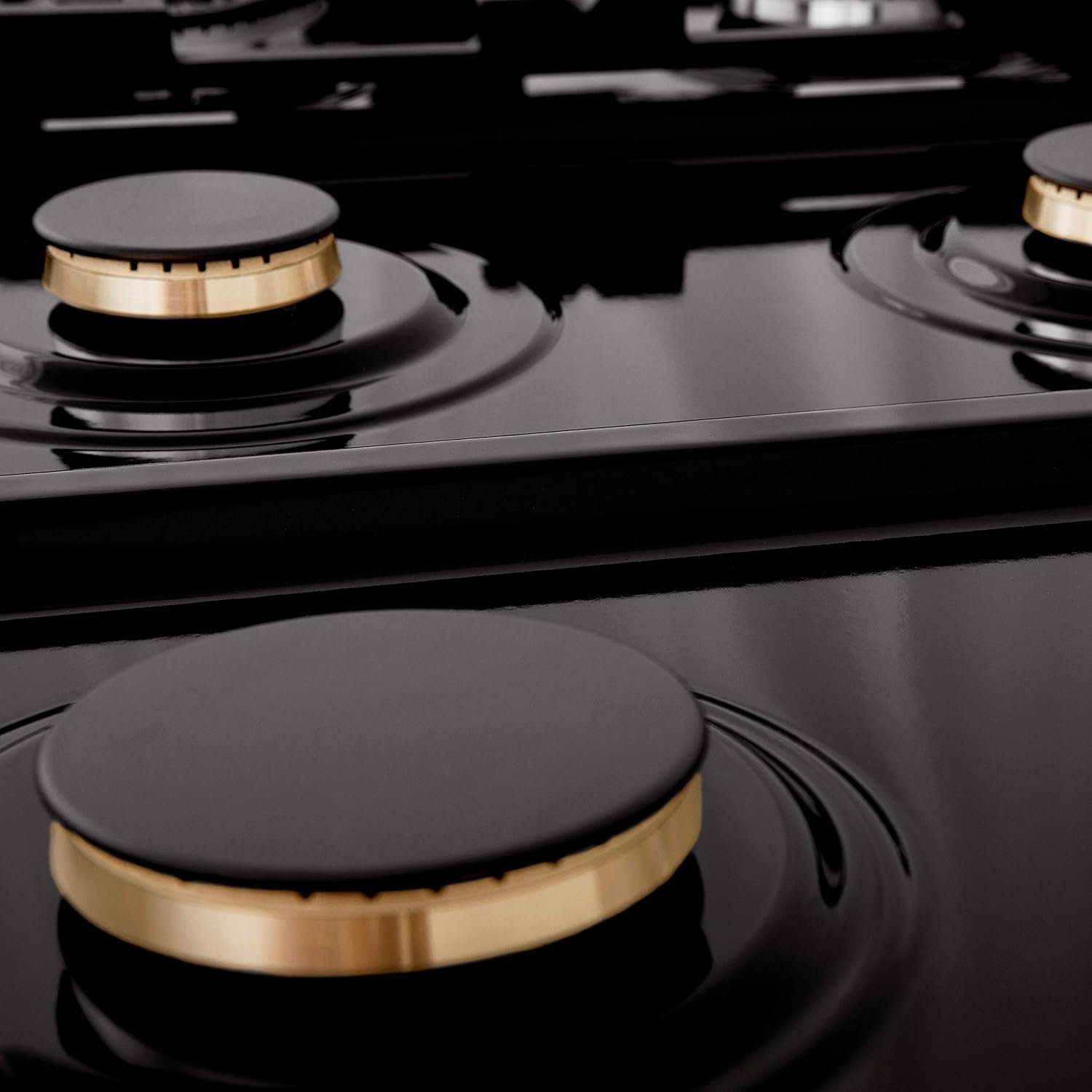 ZLINE 36 in. Legacy Gas Rangetop with 6 Brass Burners and Porcelain Cooktop in Black Stainless Steel (RTB-BR-36) - Image 6