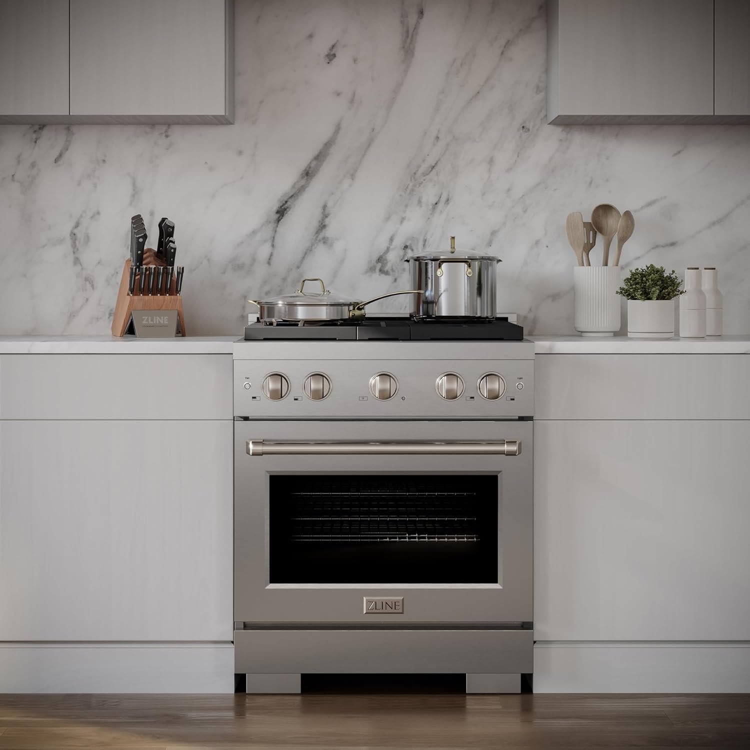 ZLINE 30 in. 4.2 cu. ft. Paramount Gas Range with Convection Gas Oven in Stainless Steel with 4 Brass Burners (SGR-BR-30) - Image 8